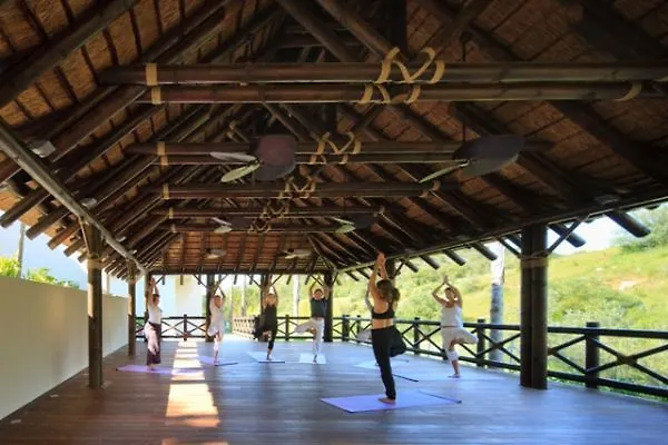 Shanti Som Monda 4*,
