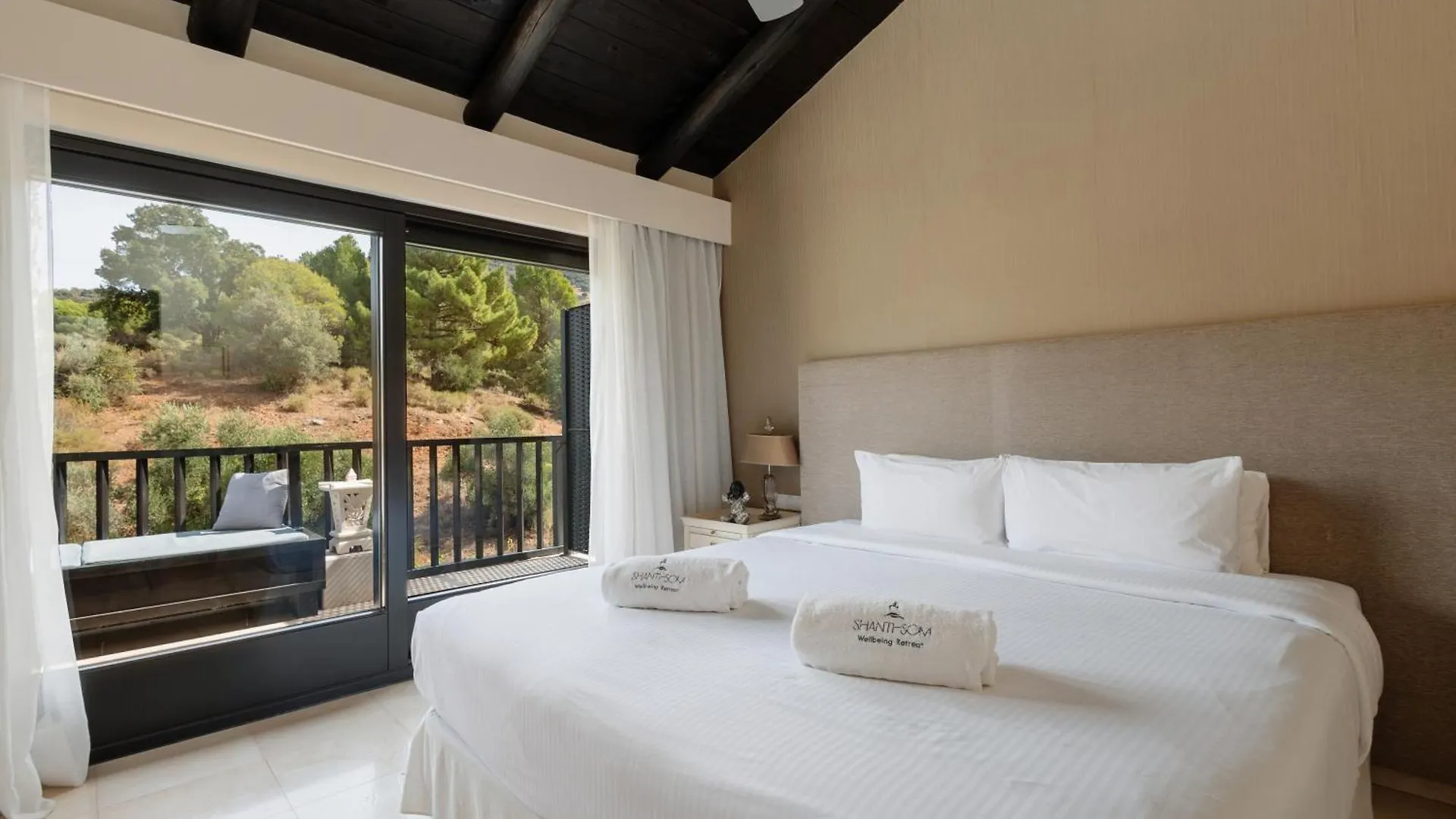 Shanti Som Monda Hotel
