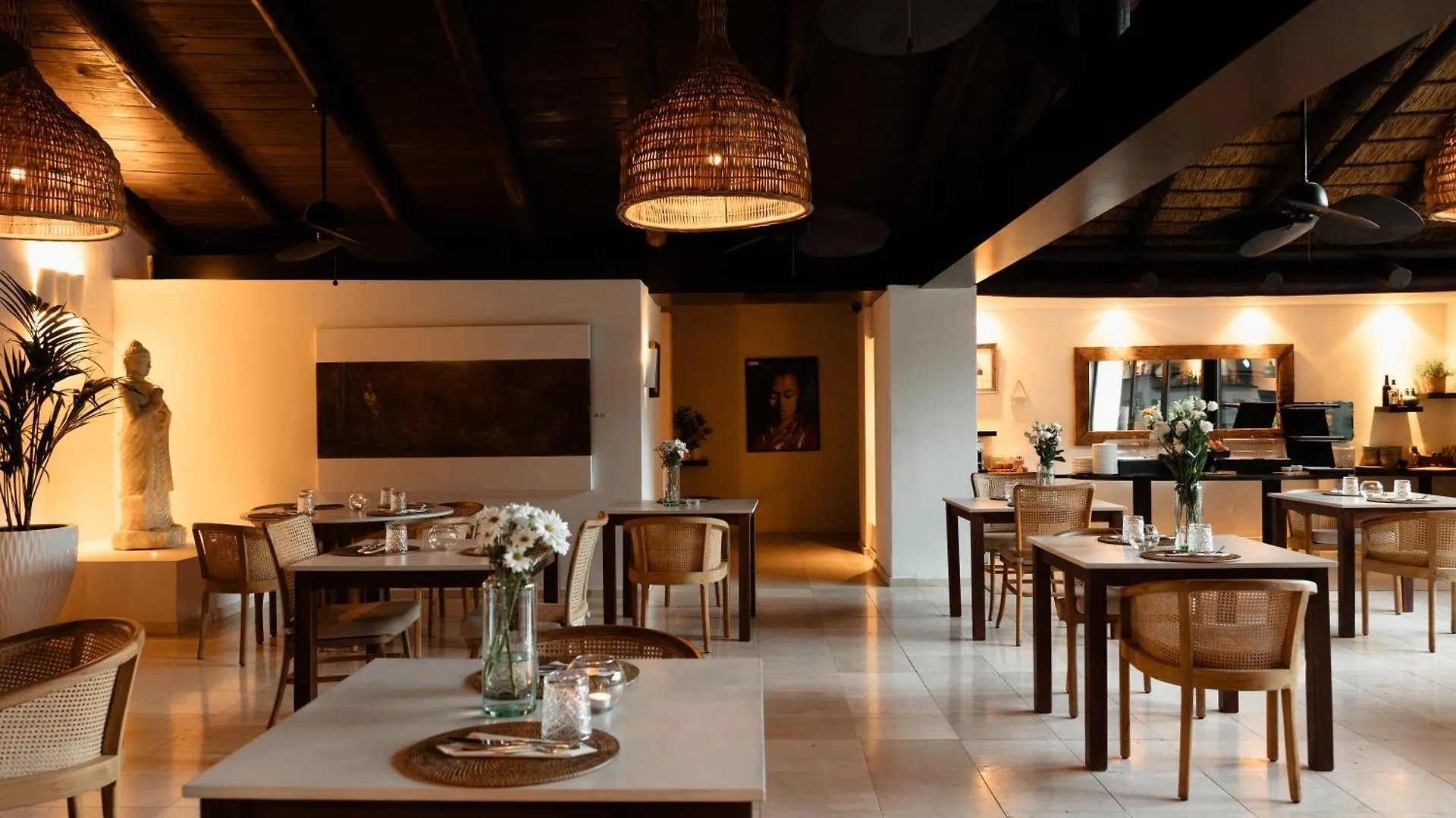 Shanti Som Monda 4*,  Spain