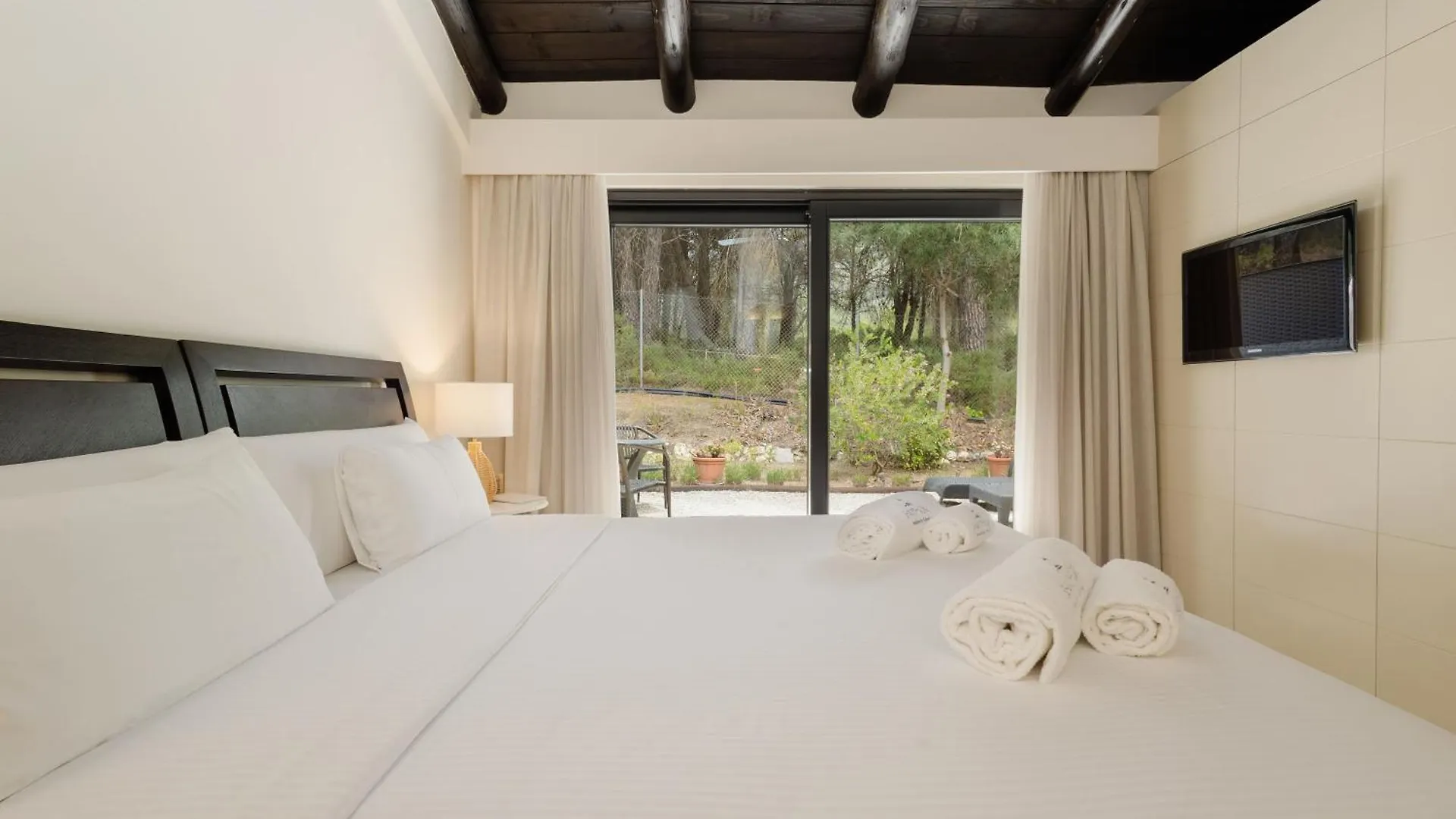 **** Hotel Shanti Som Monda Spain